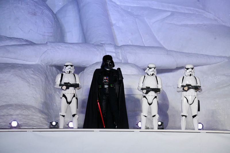 カイロ・レンやBB-8などの巨大雪像が「さっぽろ雪まつり」に登場