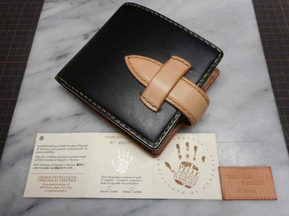 お客様作品紹介：昭南皮革多脂ベンズを使った2つ折りウォレット