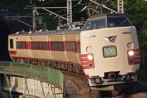 JR海】381系P2編成しなの81・84号 | 1st-train