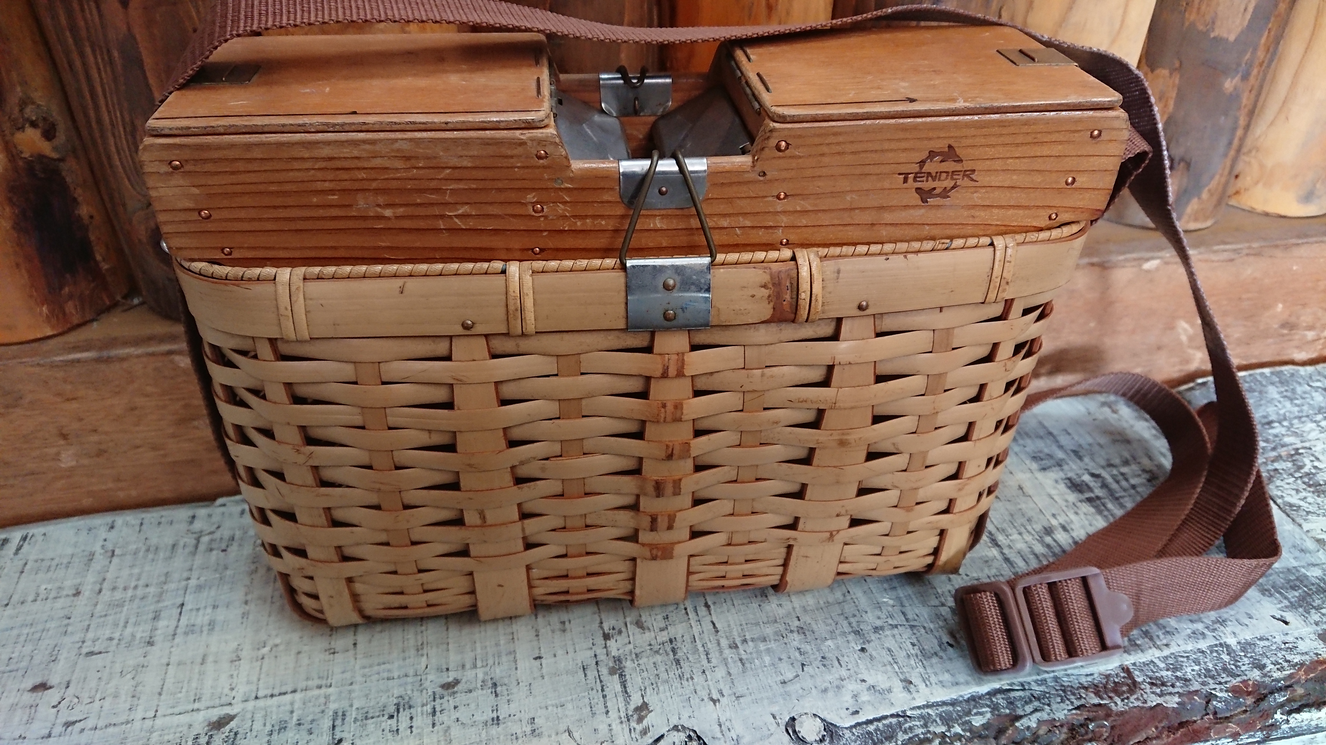 テンダー魚籠について | Pastime collection