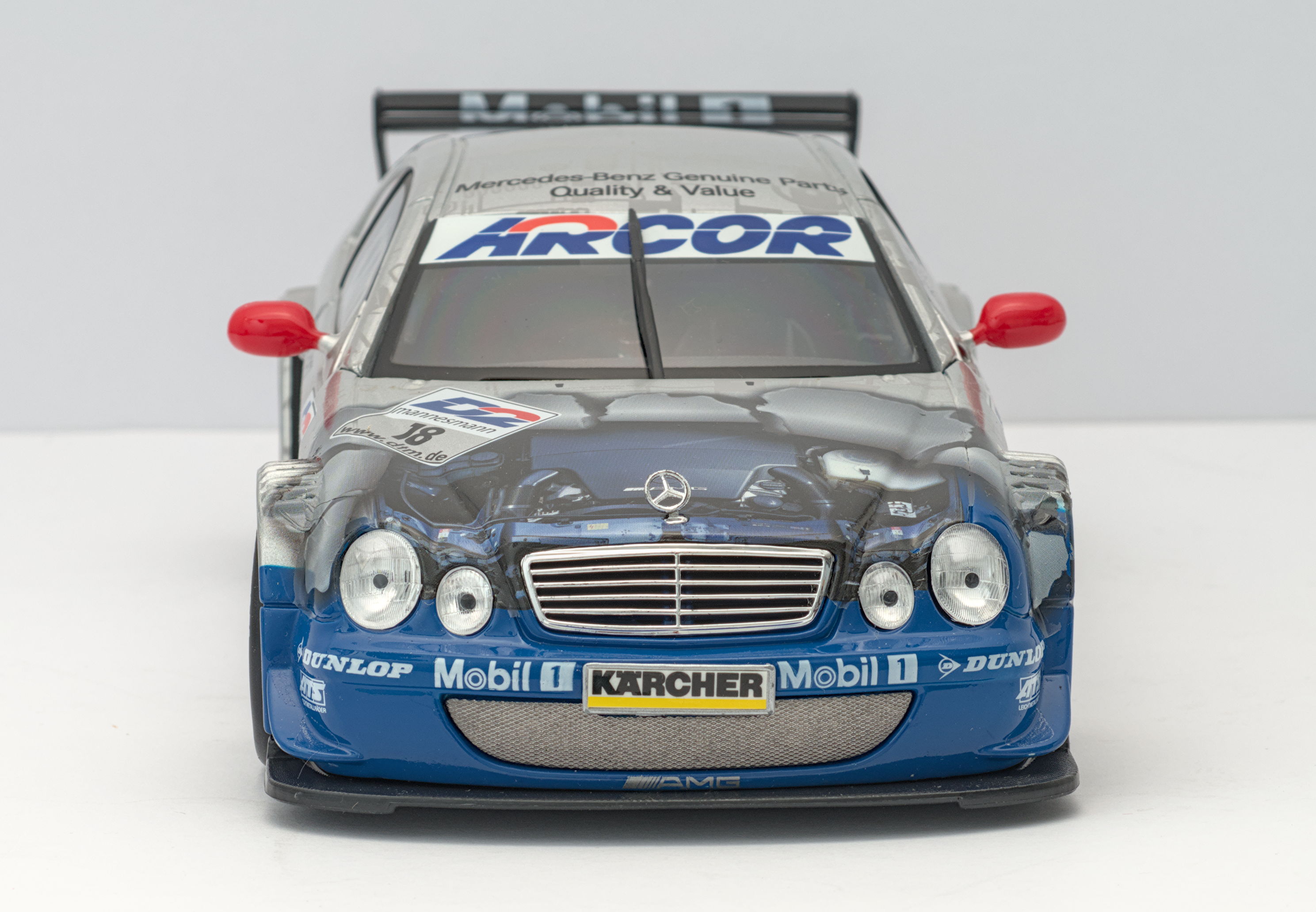 Mercedes Benz CLK – DTM (2000) in 1/18 scale by Maisto - CarModelZone
