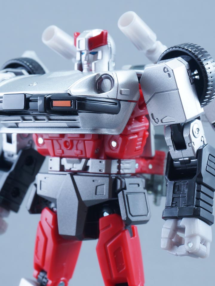 レビュー：東京おもちゃショー2014限定 マスターピース MP-18Sシルバー