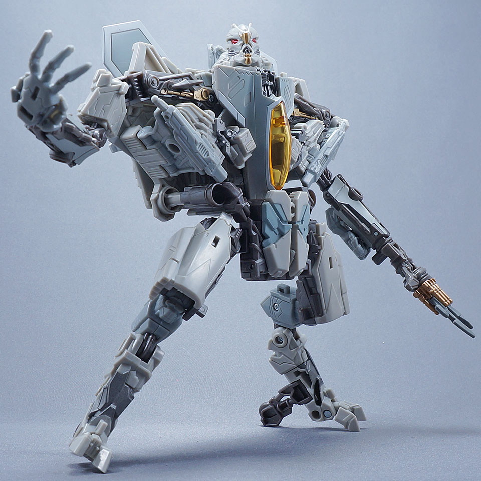 レビュー：TFスタジオシリーズ SS-06 スタースクリーム | 超偏見超変形