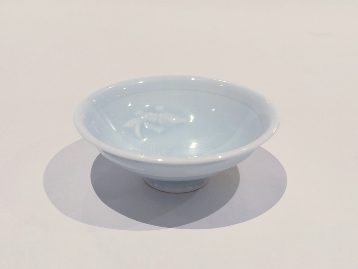 青白磁 双魚文 盃 | CRAFTAL