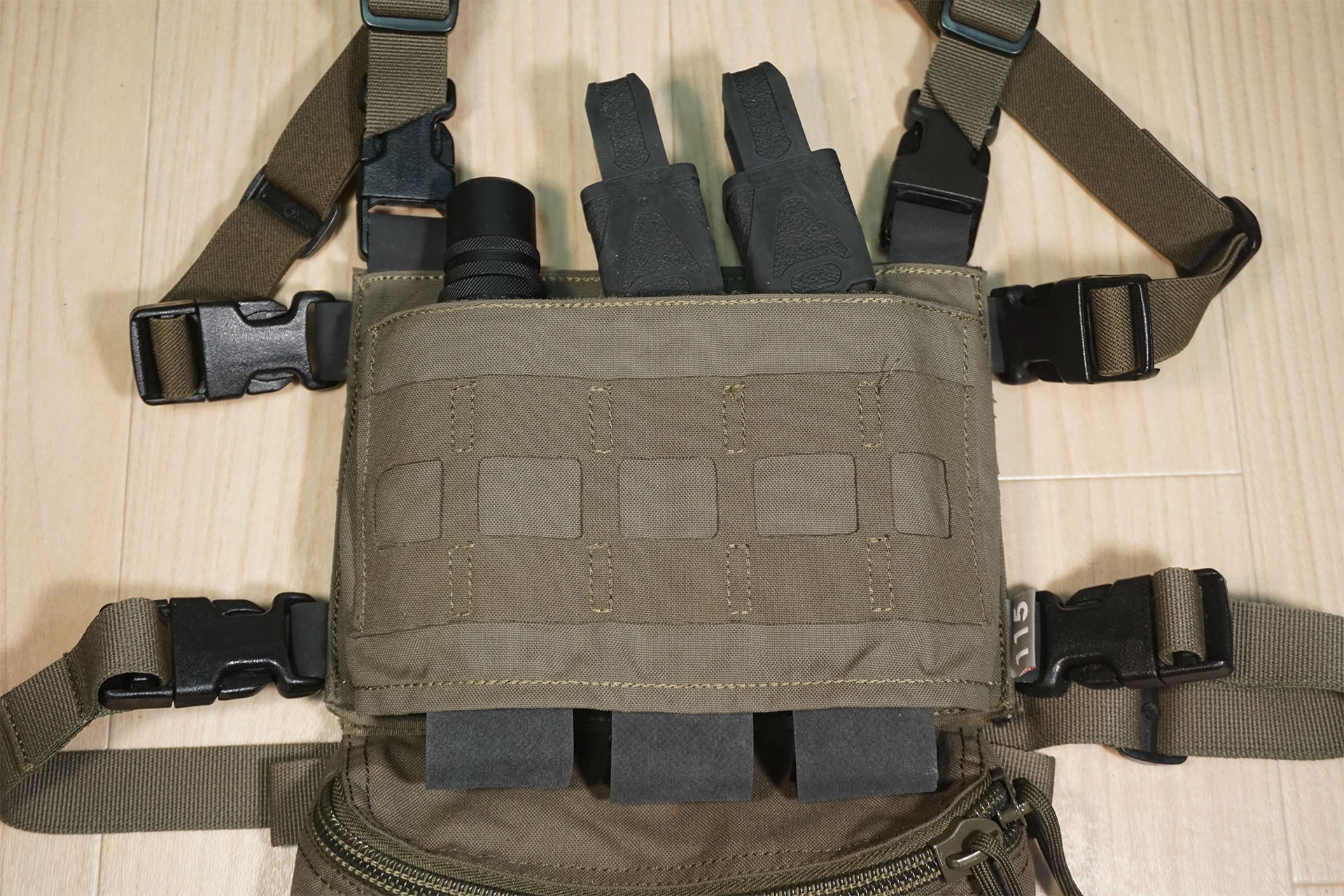 x115xTAYLOR チェストリグ用 マガジンポーチ インサート SMG(MP5,MP7