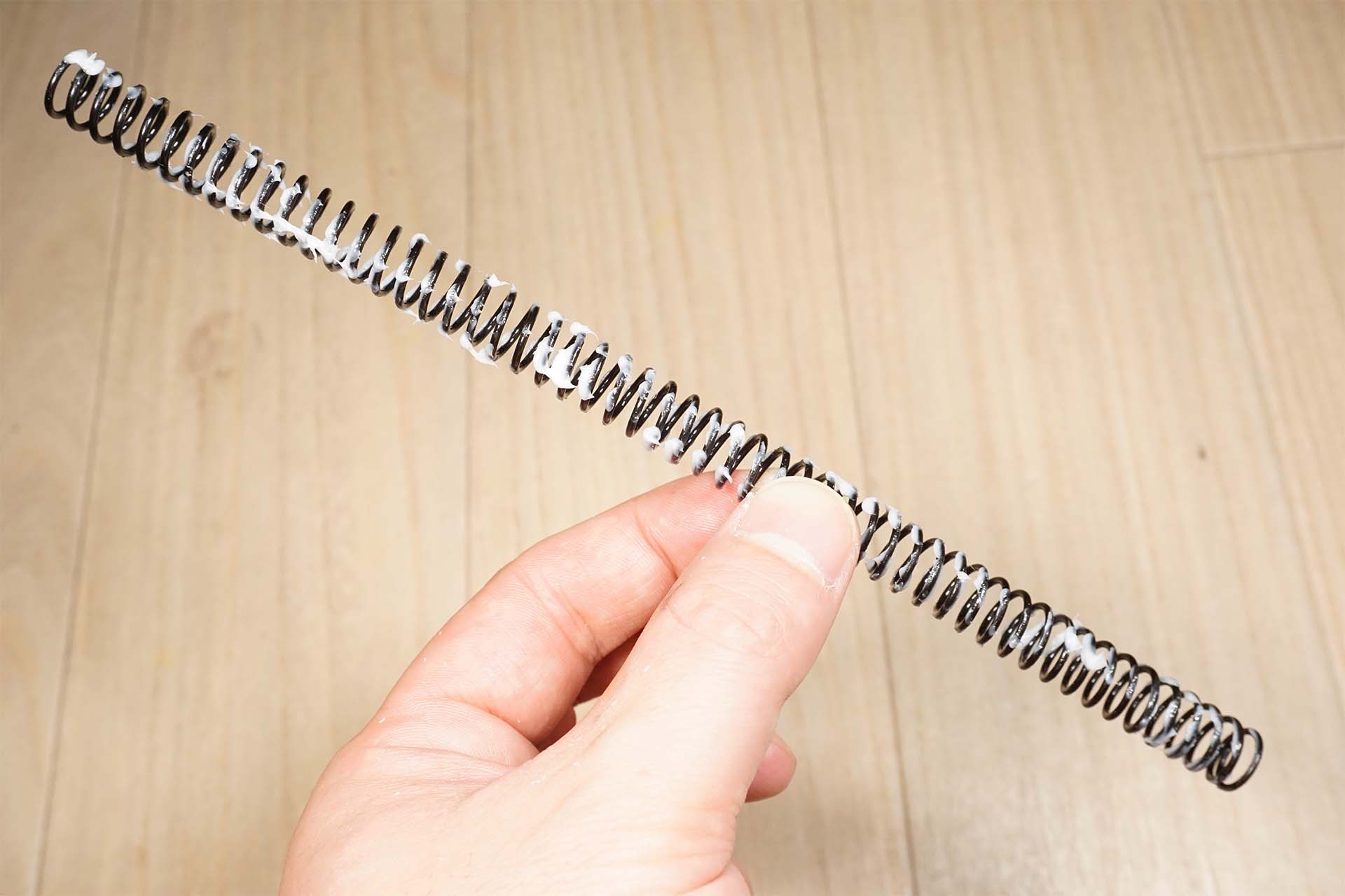 東京マルイ VSR-ONEの内部カスタムを行っていきます | エボログ