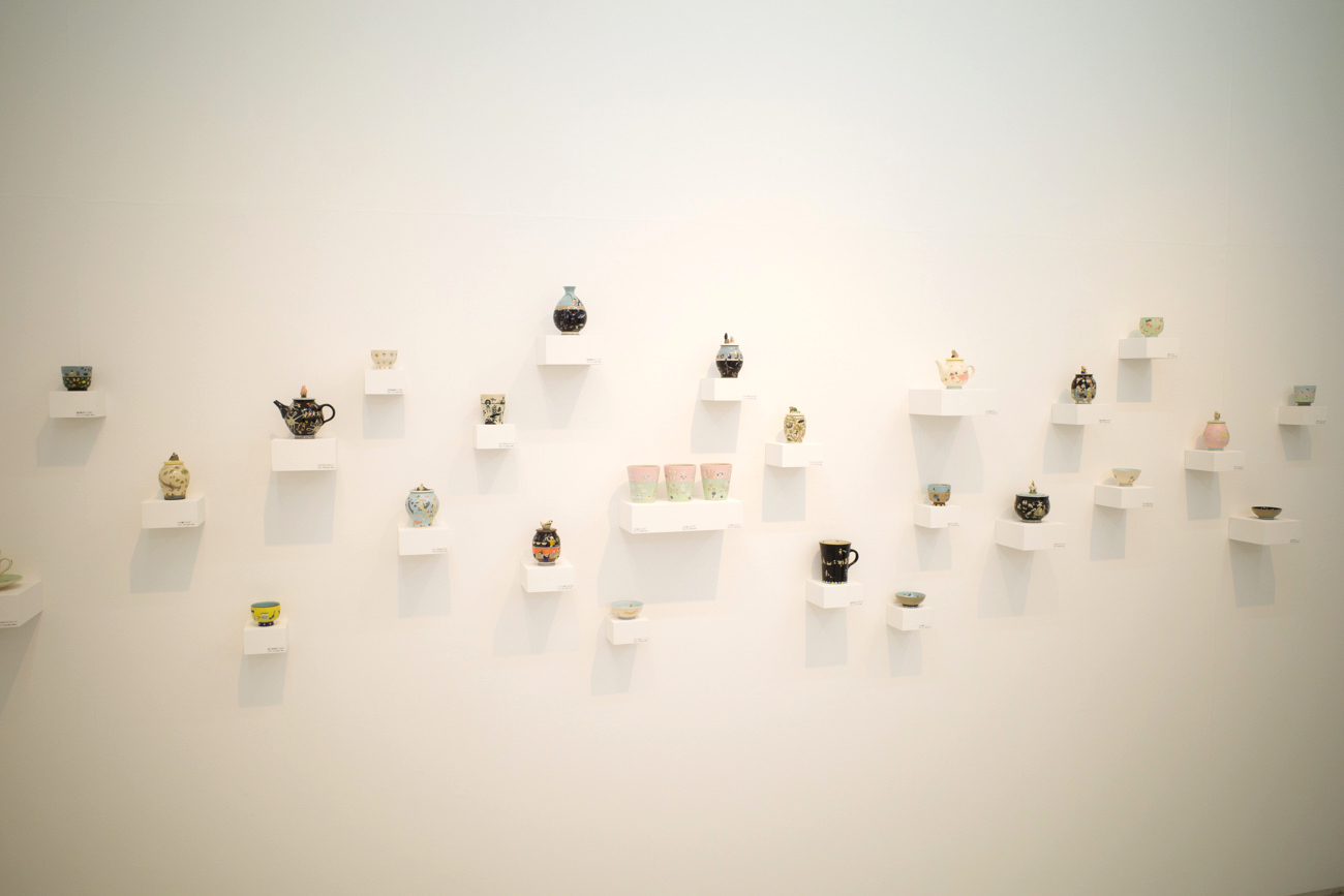 個展】人気作家の抽選販売〜スナ・フジタ 「人と動物と植物の陶磁器