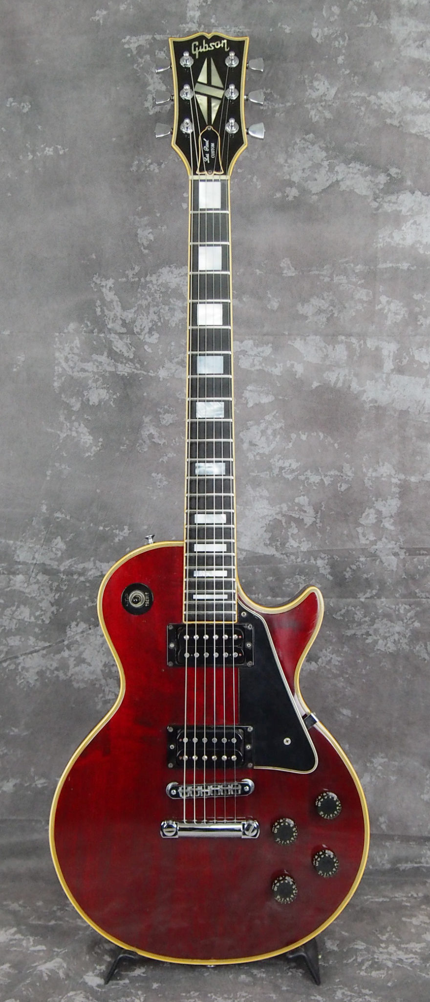 買取情報】そろそろヴィンテージ？ワインレッドのレスポールカスタム