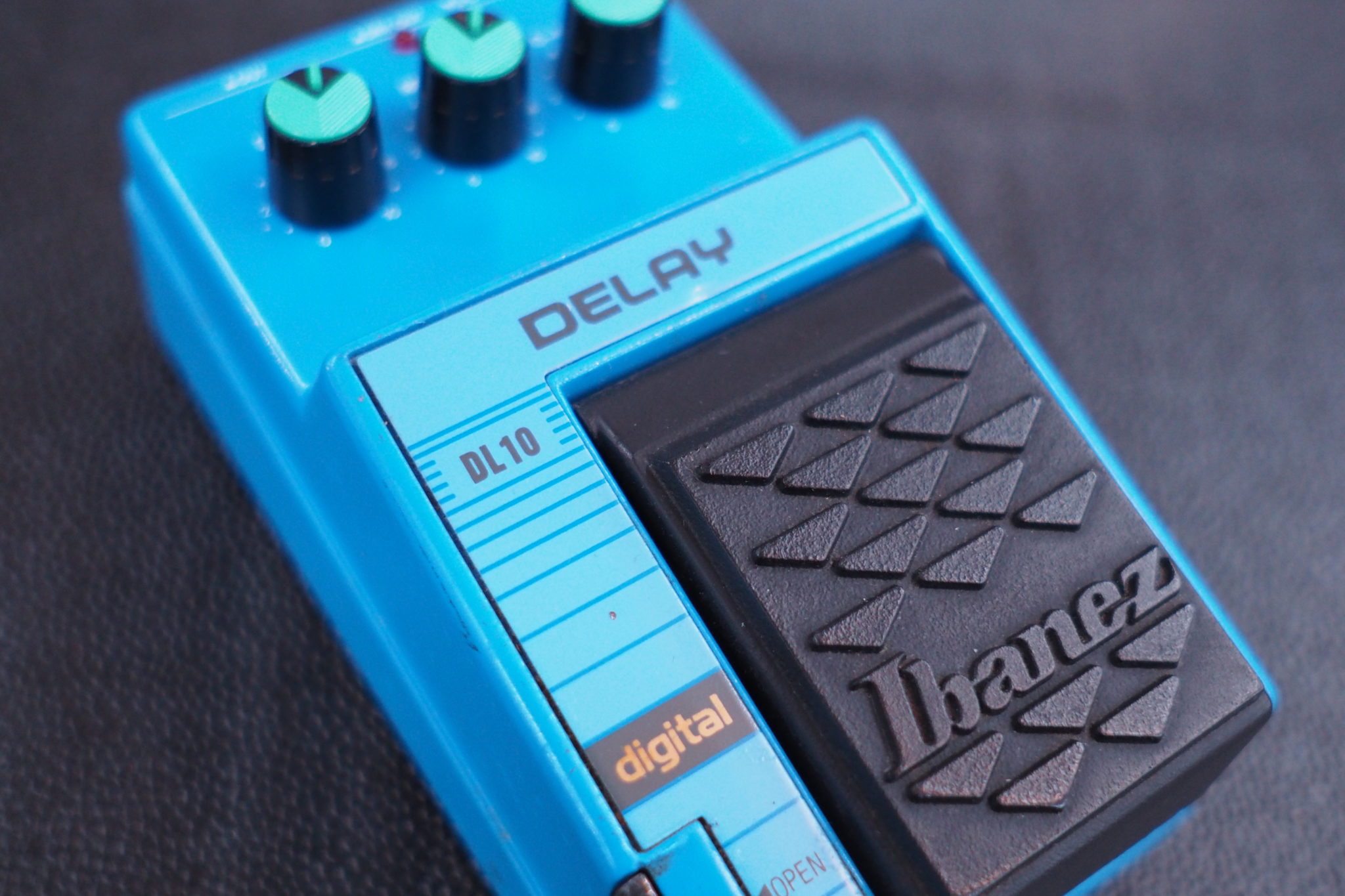 近年再評価されているアイバニーズ10シリーズ「Ibanez DL10 Delay
