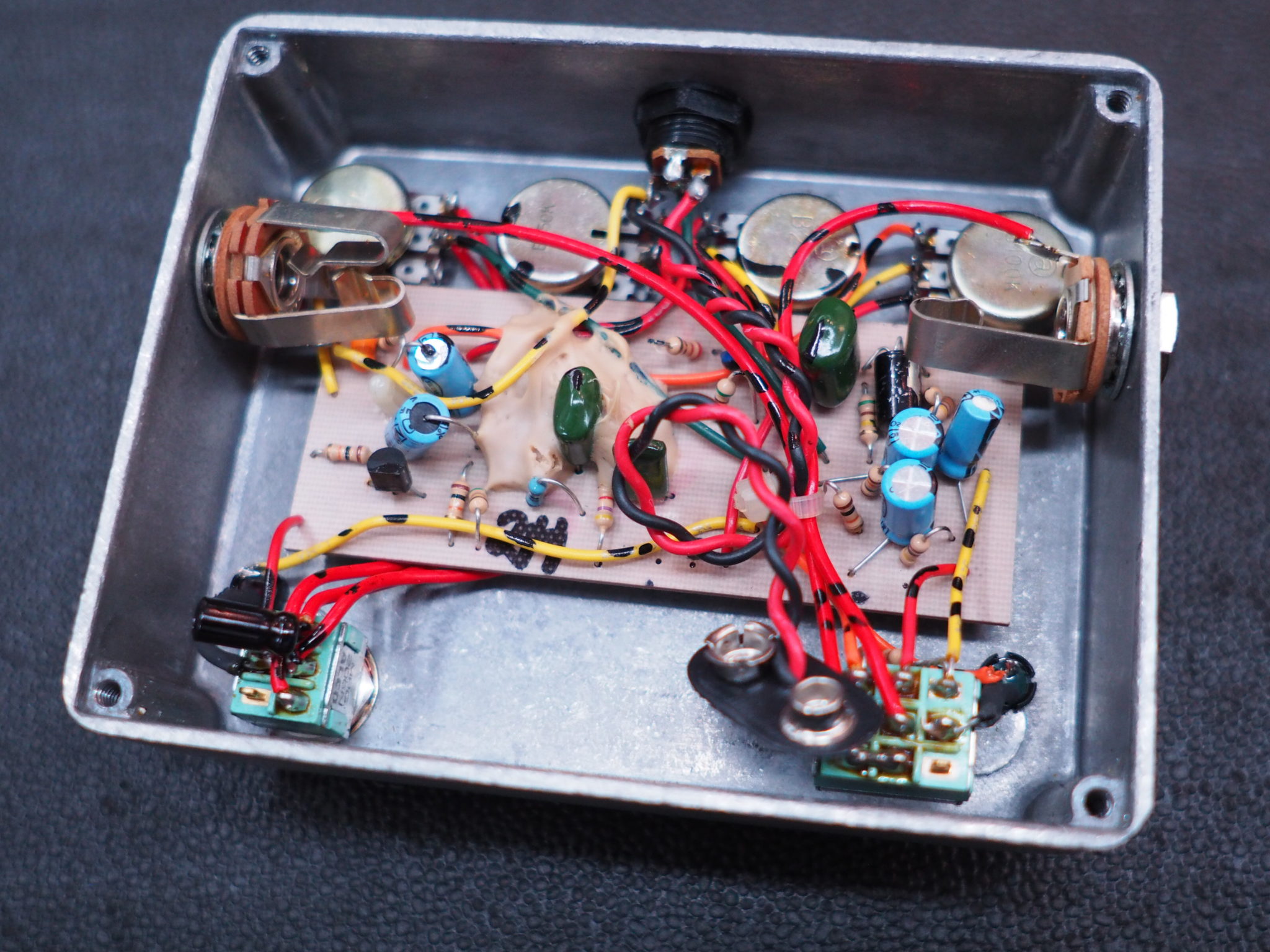 Fulltoneの名作オーバードライブ+ブースター『Full Drive』シリーズ