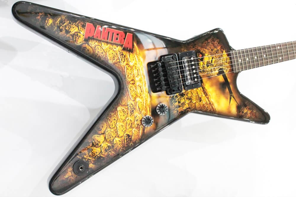 Dean Guitars（ディーン・ギターズ）【エレキギター博士】