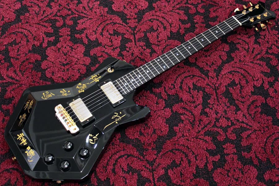 KAMINARI GUITARS(神鳴ギター)について【エレキギター博士】