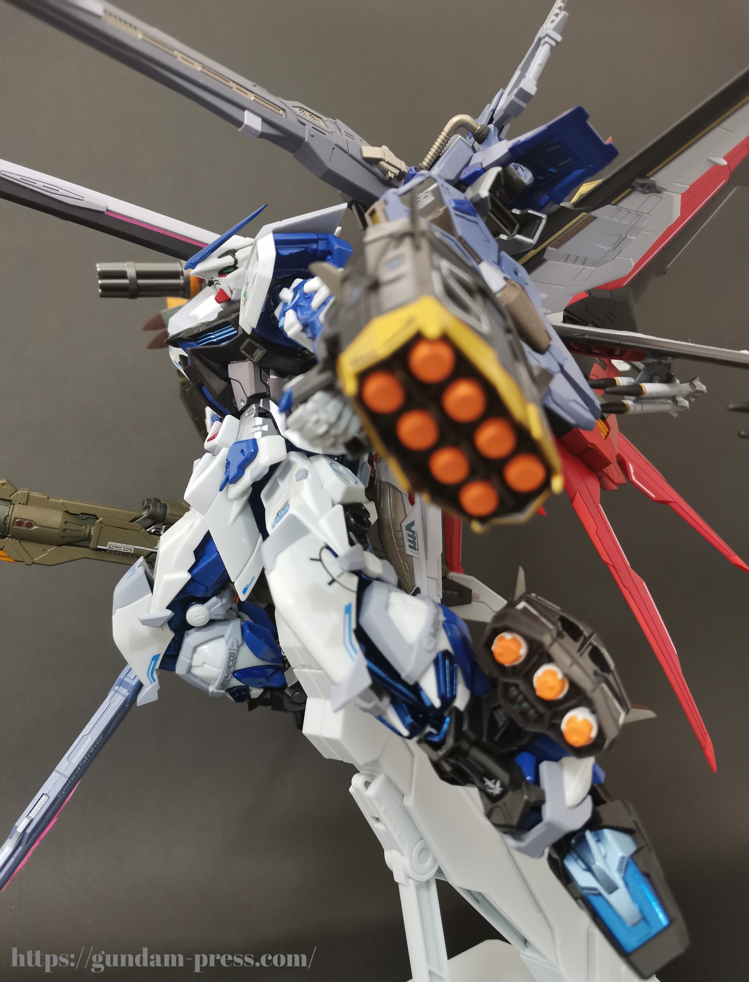 METAL BUILD(メタルビルド) ブルーフレーム(フルウェポン装備