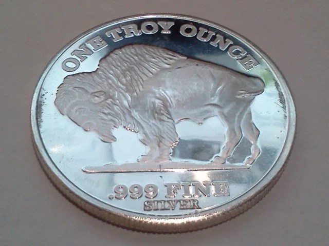 2004 Indian Head and Buffalo Silver Round 1 OZ .999 Fine Silver