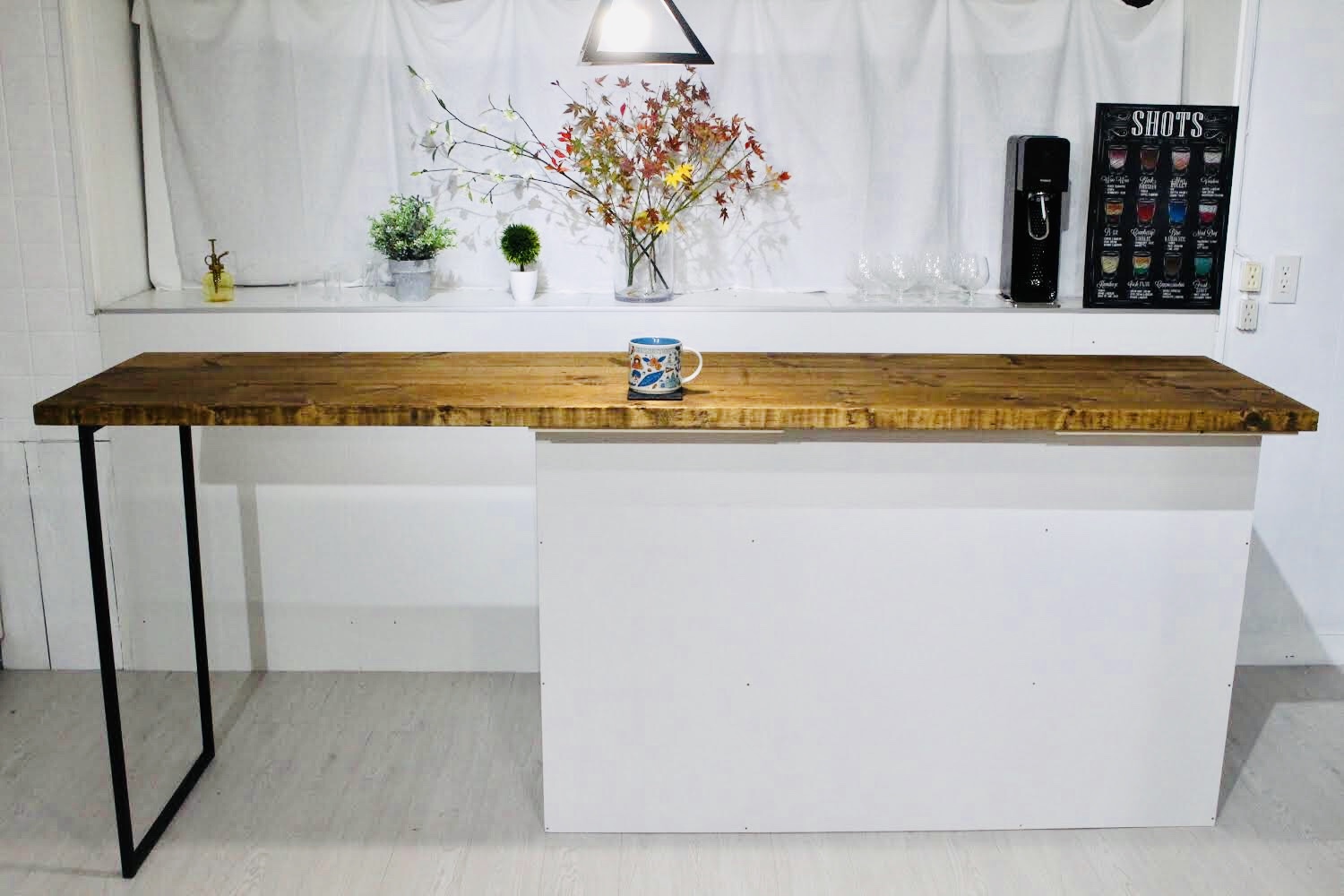 1万円でキッチンにおしゃれなカウンターテーブルをDIY！ニトリのカラー