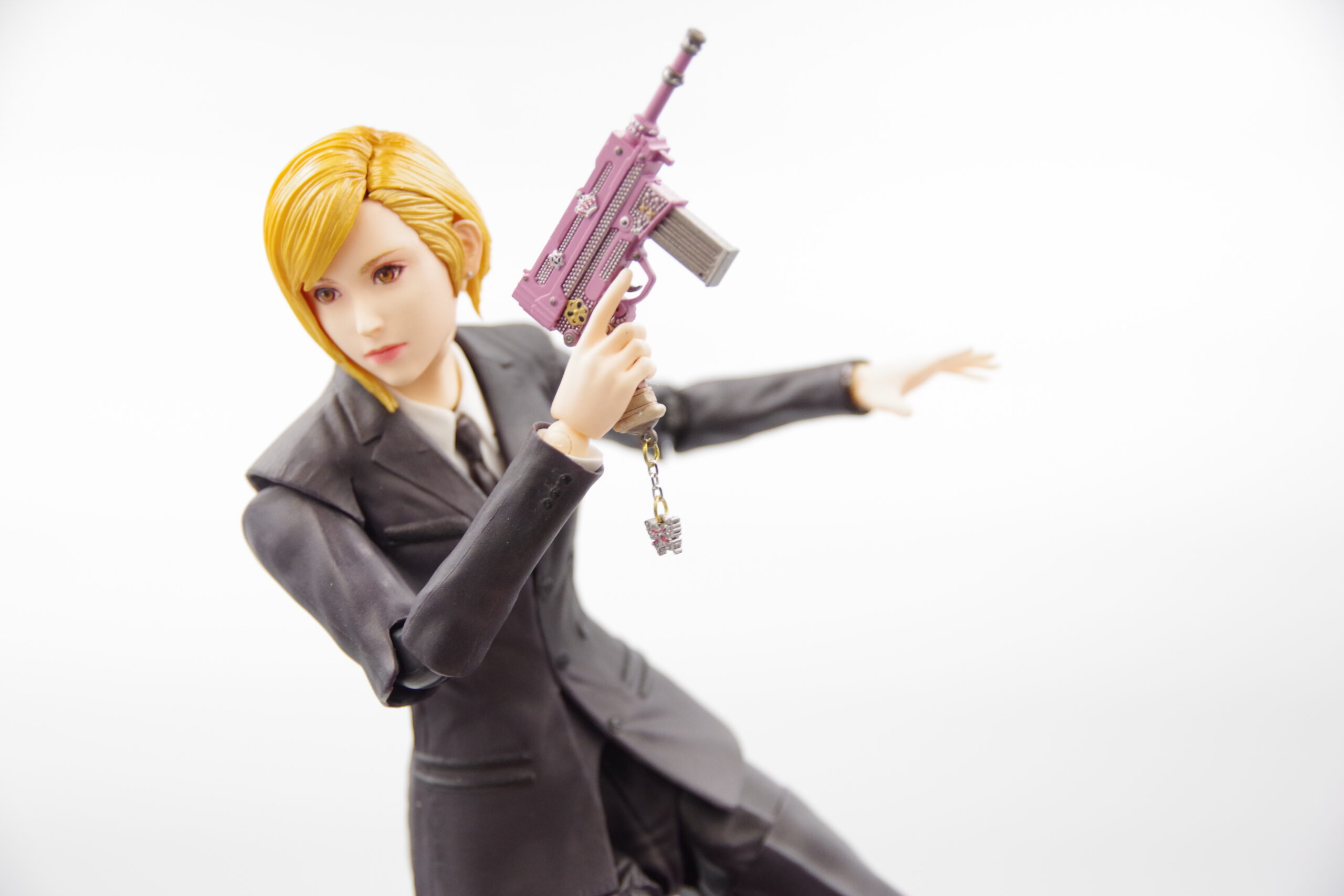 ファイナルファンタジーVII リバース PLAY ARTS改 イリーナ