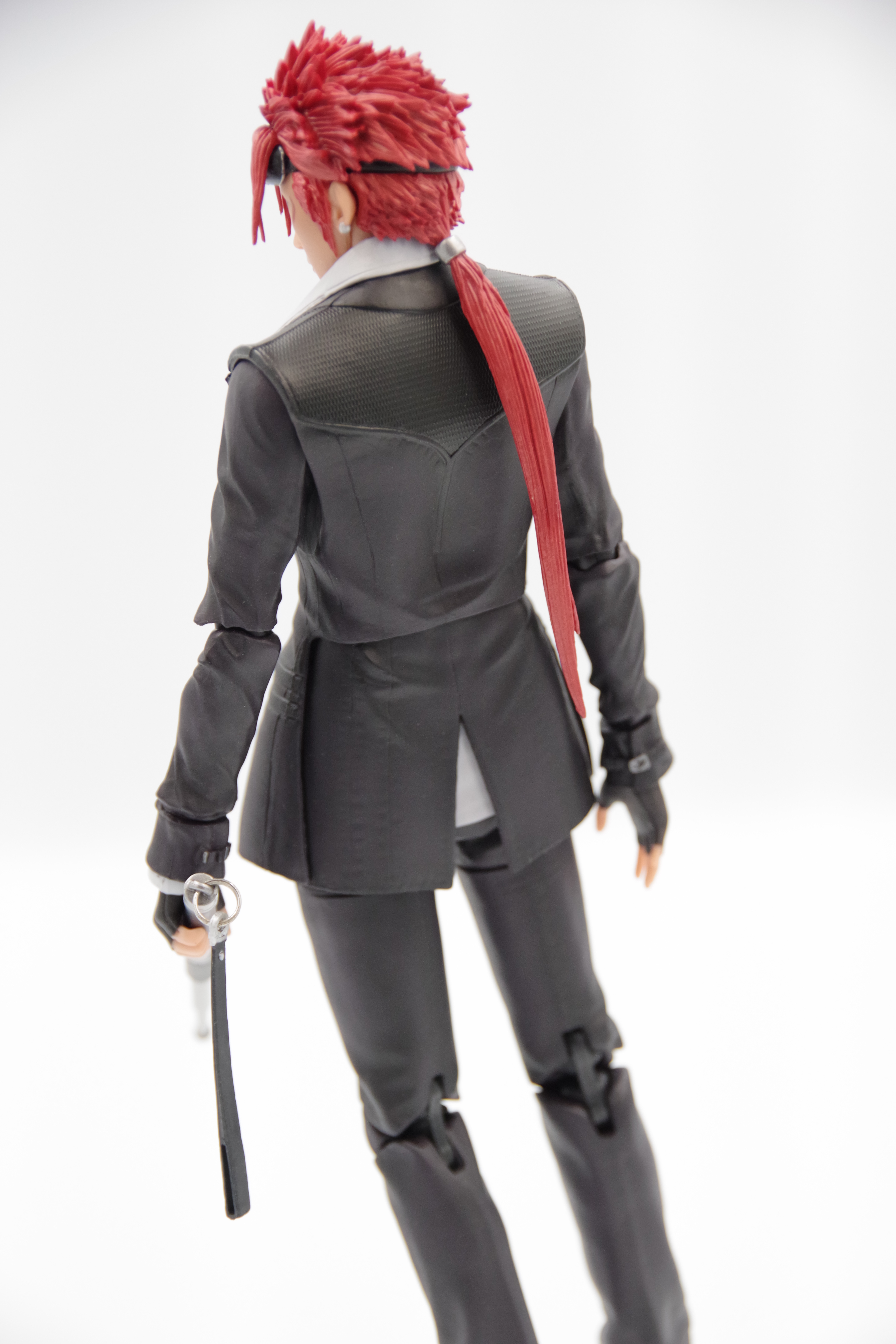 ファイナルファンタジーVII リメイク PLAY ARTS改 レノ | フィギュアレン