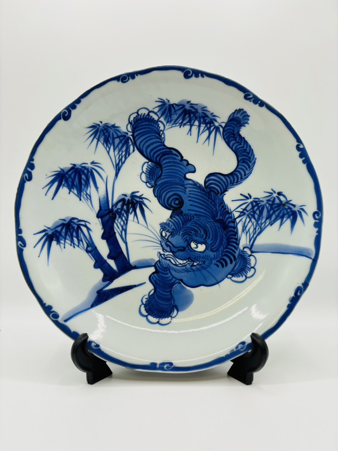 後期伊万里 志田窯大皿 染付竹虎文大皿 - 古美術 美養