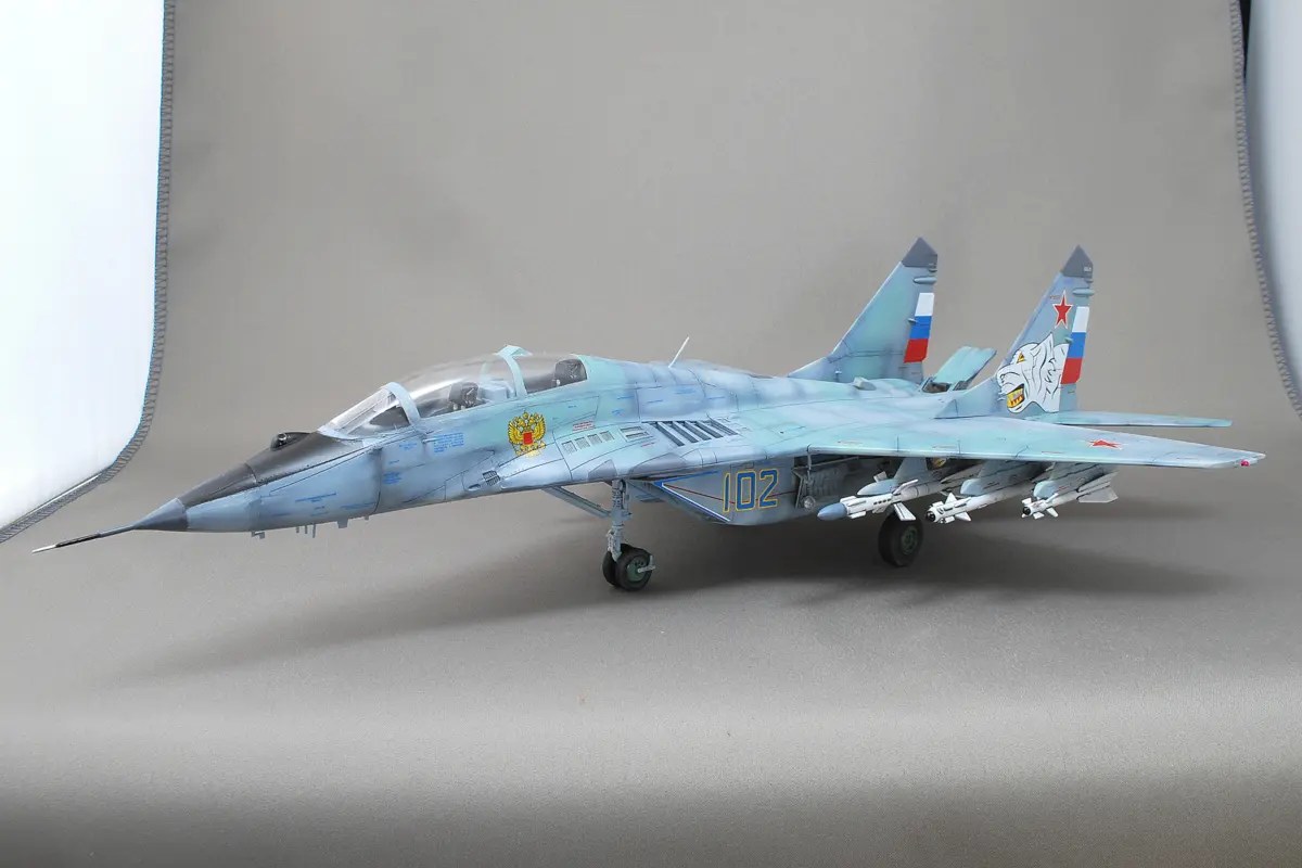 MiG-29 UB ラーストチカ フルクラムB ロシア空軍戦闘機 アカデミー 1