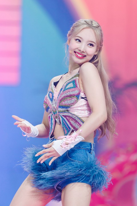 音楽番組レポ】Asia No.1最強ガールズグループTWICE ナヨン、ソロ