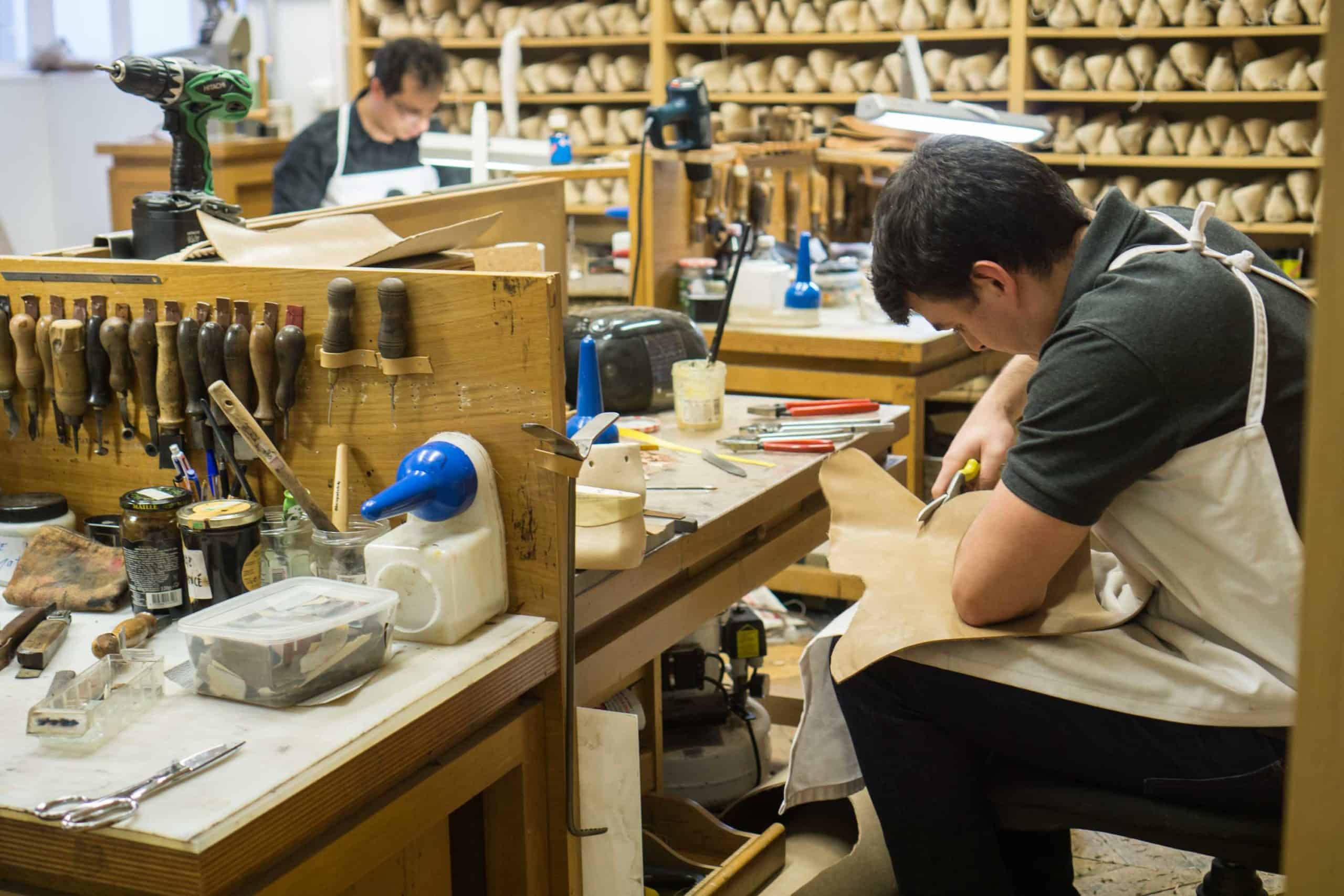 レポート - ベルルッティのオーダーメイド工房 - jp.shoegazing.com