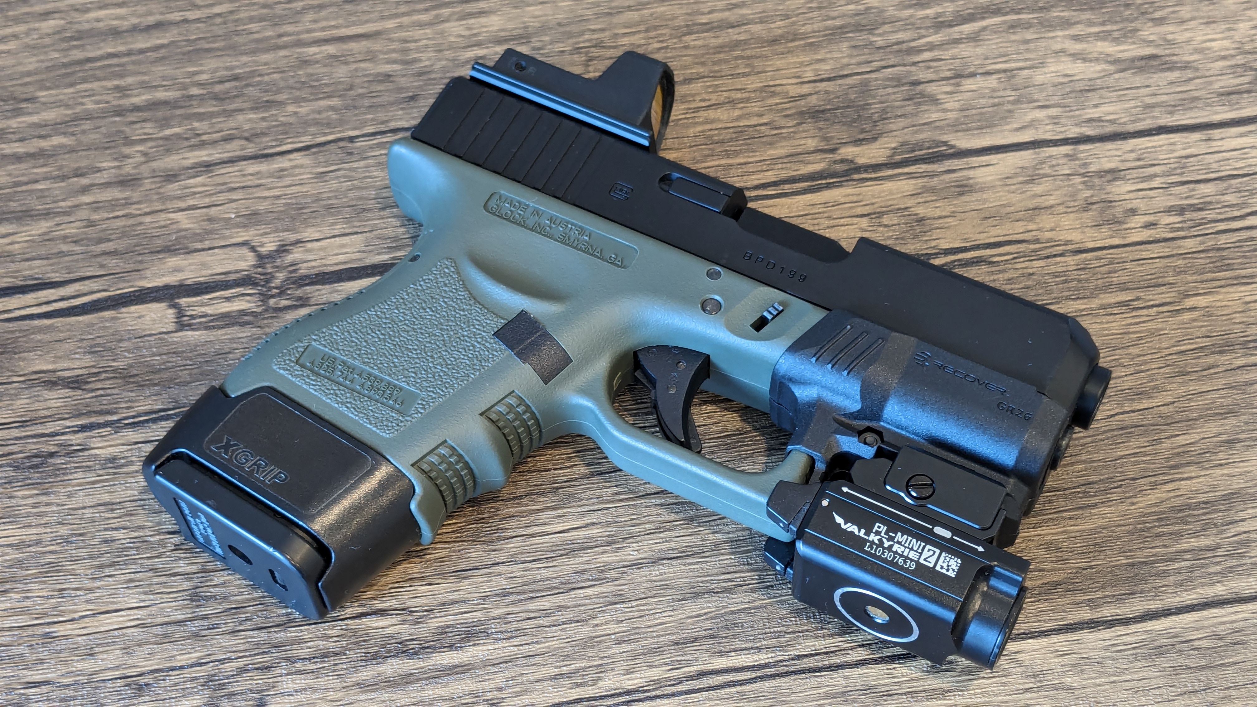 東京マルイ グロック26を思いっきり外装カスタムしてみた！！ | おの