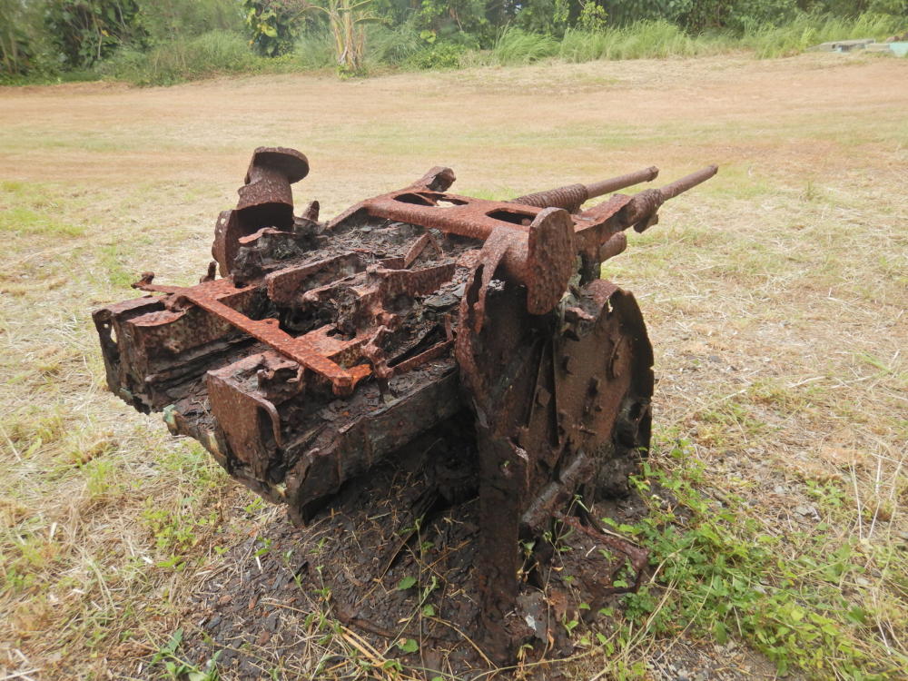 硫黄島・海軍陸戦隊本部付近の九六式二十五粍機銃 | 小笠原マルベリー
