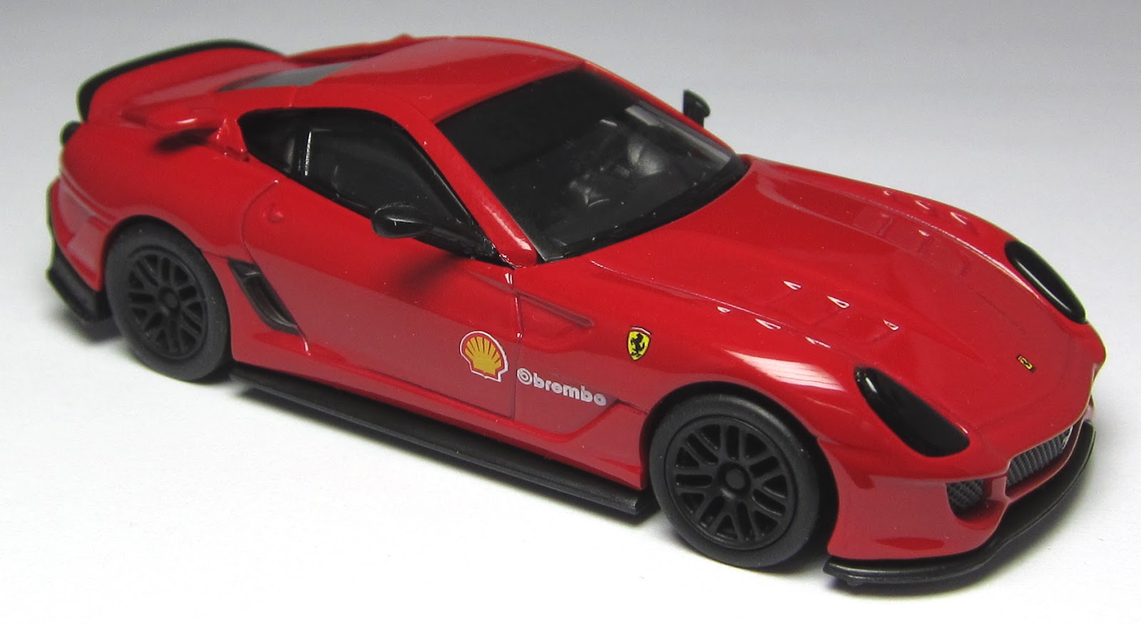 Model of the Day: Kyosho Ferrari 599XX 