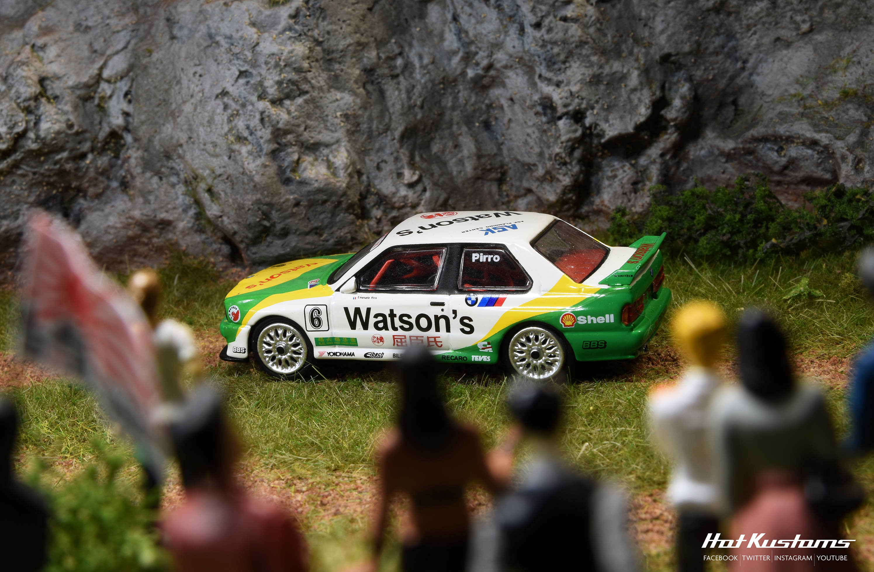 Lamley Daily: MINI GT BMW M3 E30 1991 Macau GP Winner (HK