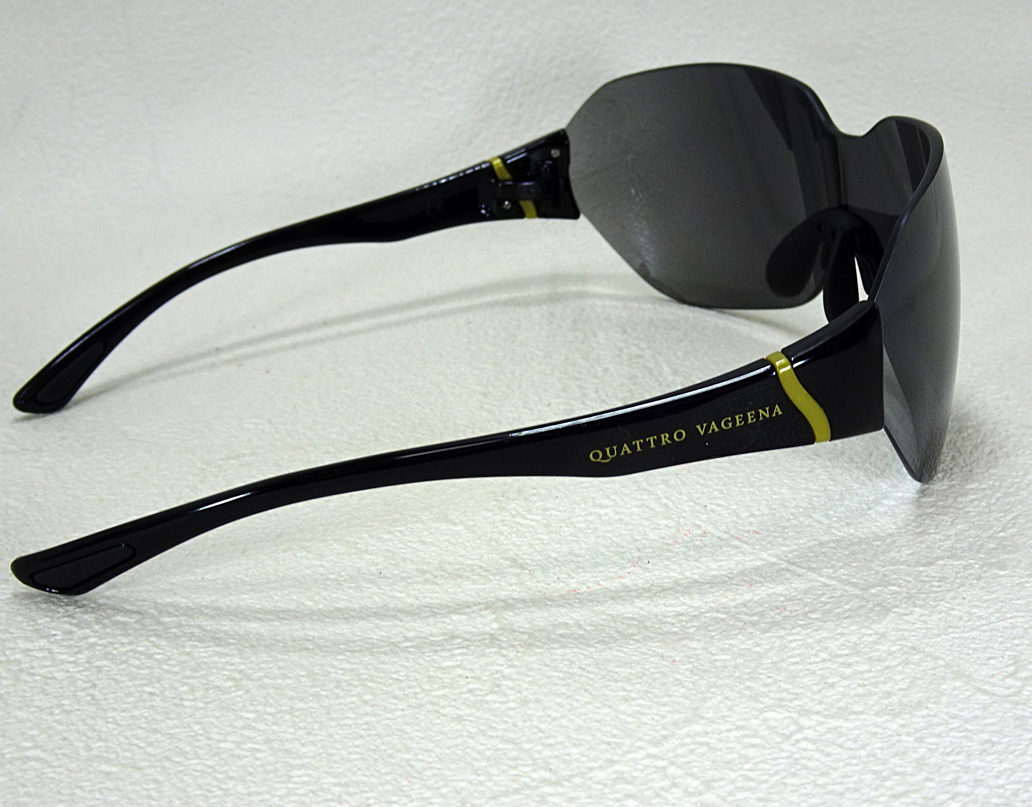 SWANS×STRICT-G サングラス クワトロ・バジーナモデル | ガンダム中心