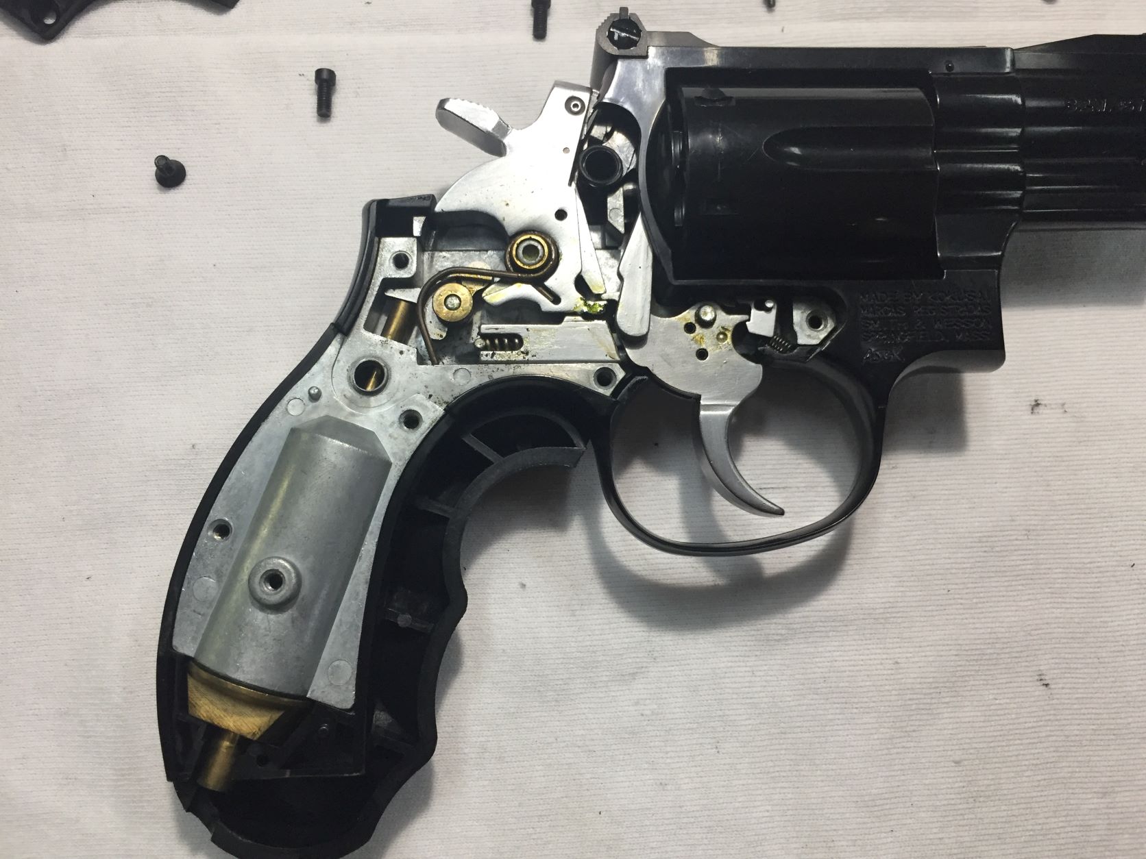 コクサイ ガスリボルバー S&W M19 357マグナム 2.5インチの修理をさせ