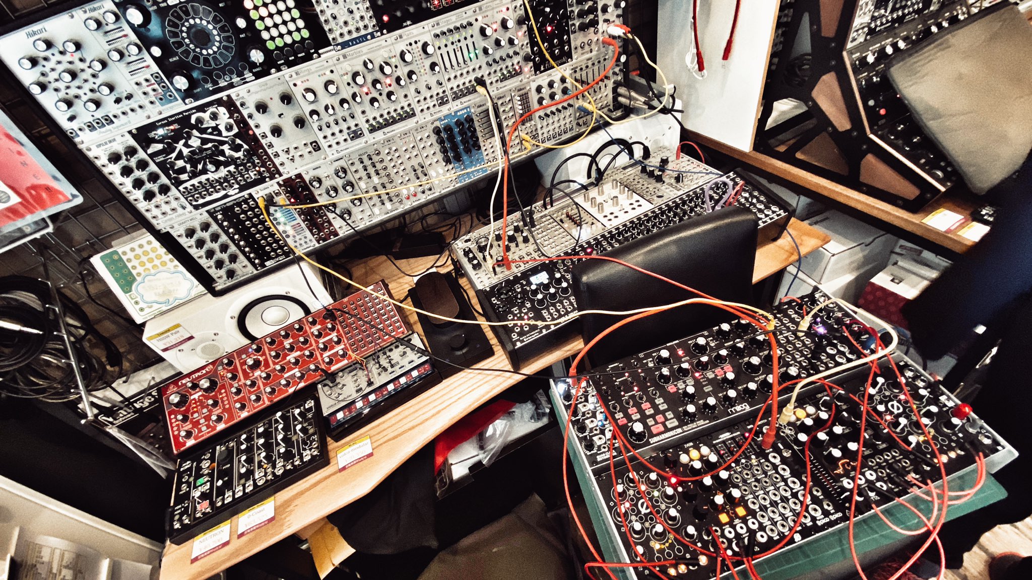 モジュラーシンセの向き不向き – JunkYardMachineMusic