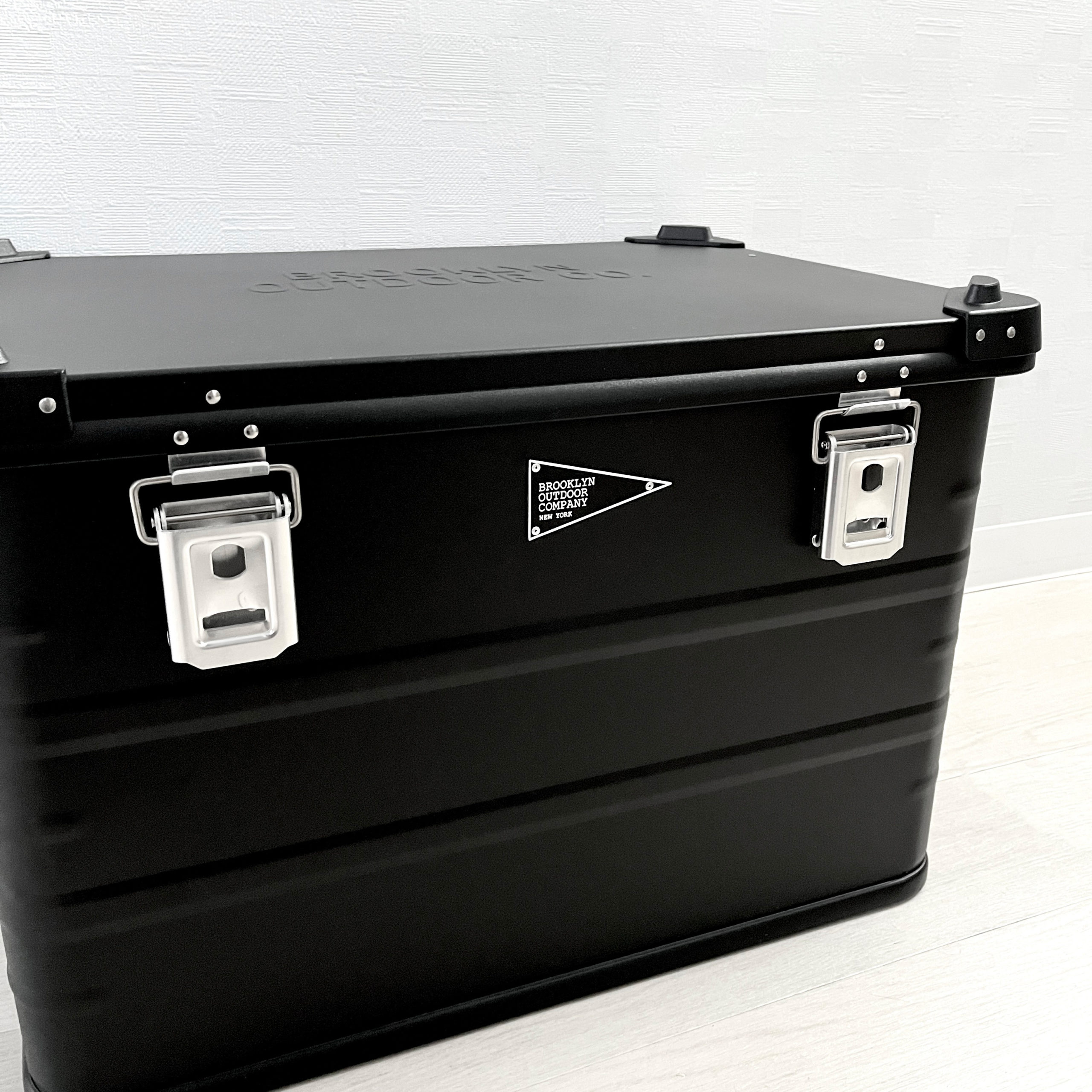 キャンプ好きにもキャンプをやらない人にもオススメ？！インテリアを