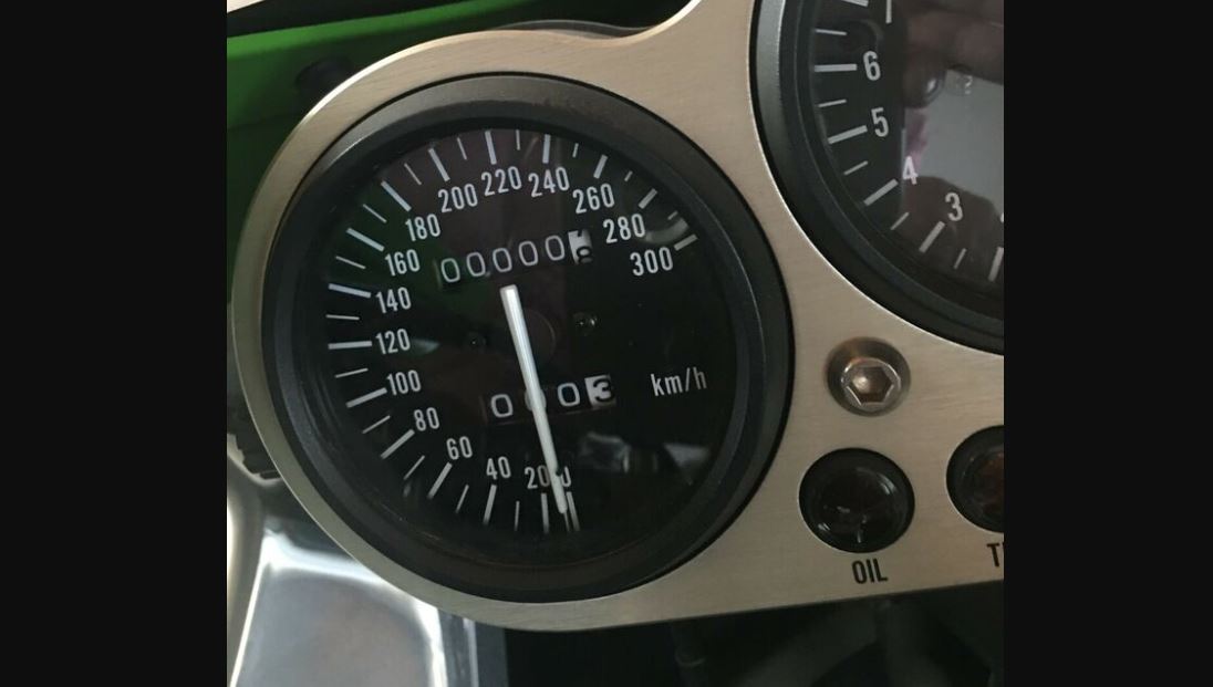 Zero Miles in Canada – 1995 Kawasaki Ninja ZX-9R | Bike-urious
