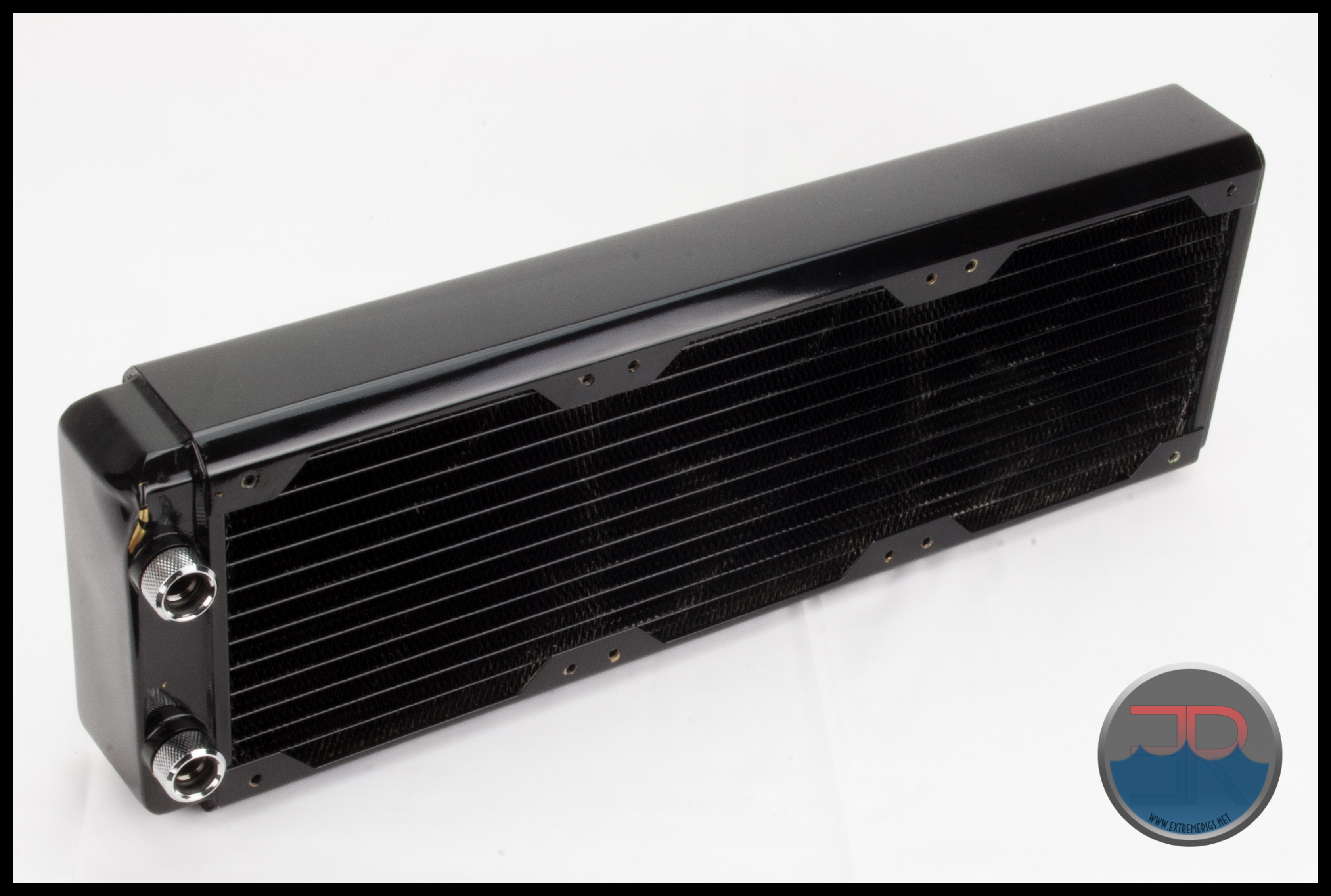 Hardware Labs Black Ice® GTX 360mm Radiator Review - Page 2 of 6
