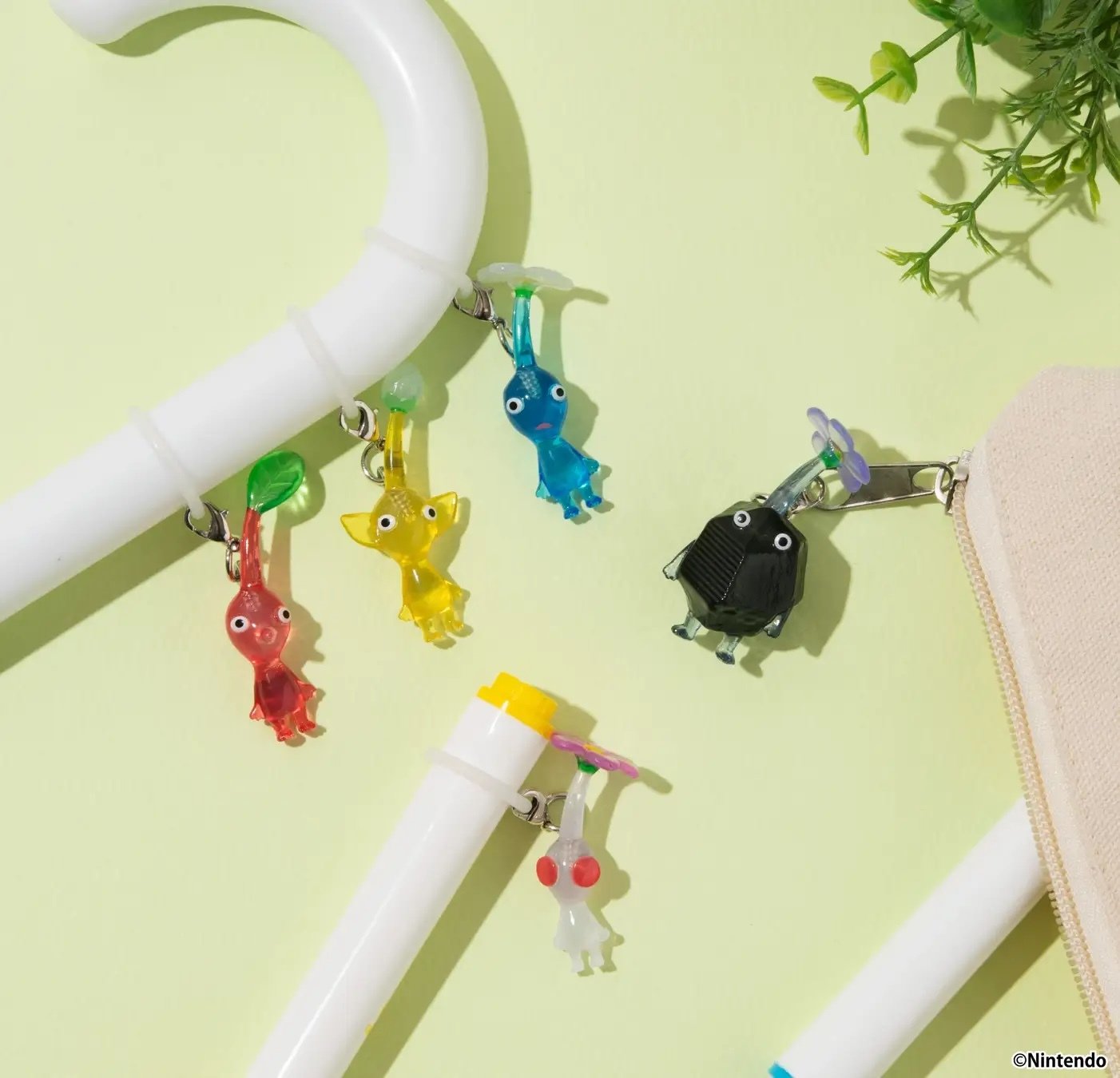 ピクミンのガシャポンに！「ピクミン めじるしアクセサリー」2023年9月