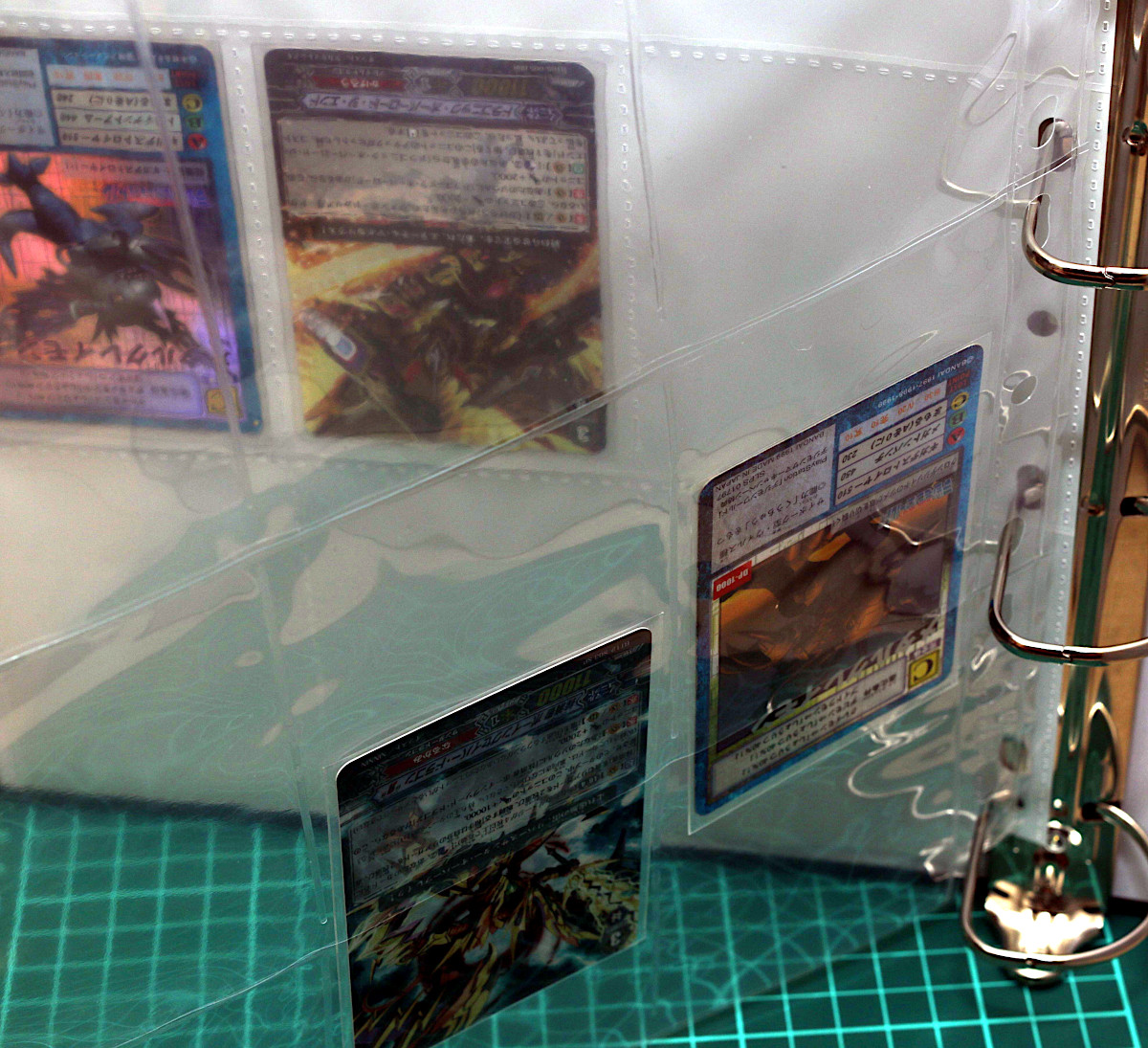 大事なカードを綺麗に保存！エポック社「トレーディングカード