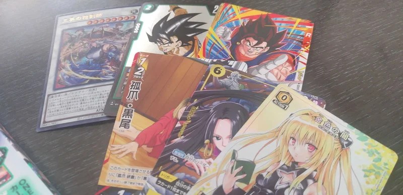 三英の相剣師」付録『Vジャンプ1月特大号』本日発売！付録カード6枚