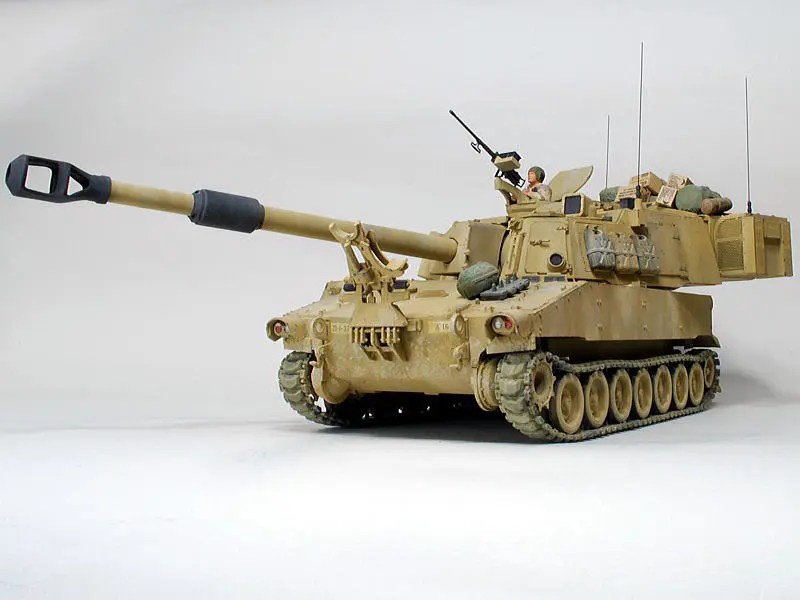 M109A6 パラディン アメリカ軍自走砲 イタレリ 1/35 組立と塗装・製作