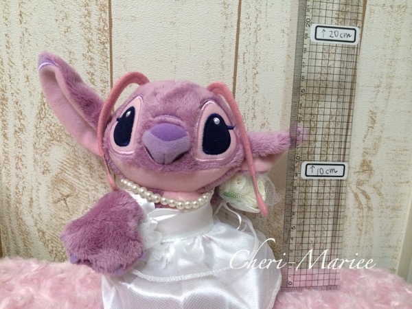スティッチ＆エンジェルのぬいぐるみをウェディング姿に着せ替え｜結婚