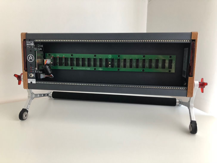 Product Review #3：Arturia RackBrute 〜 これからモジュラーを始める