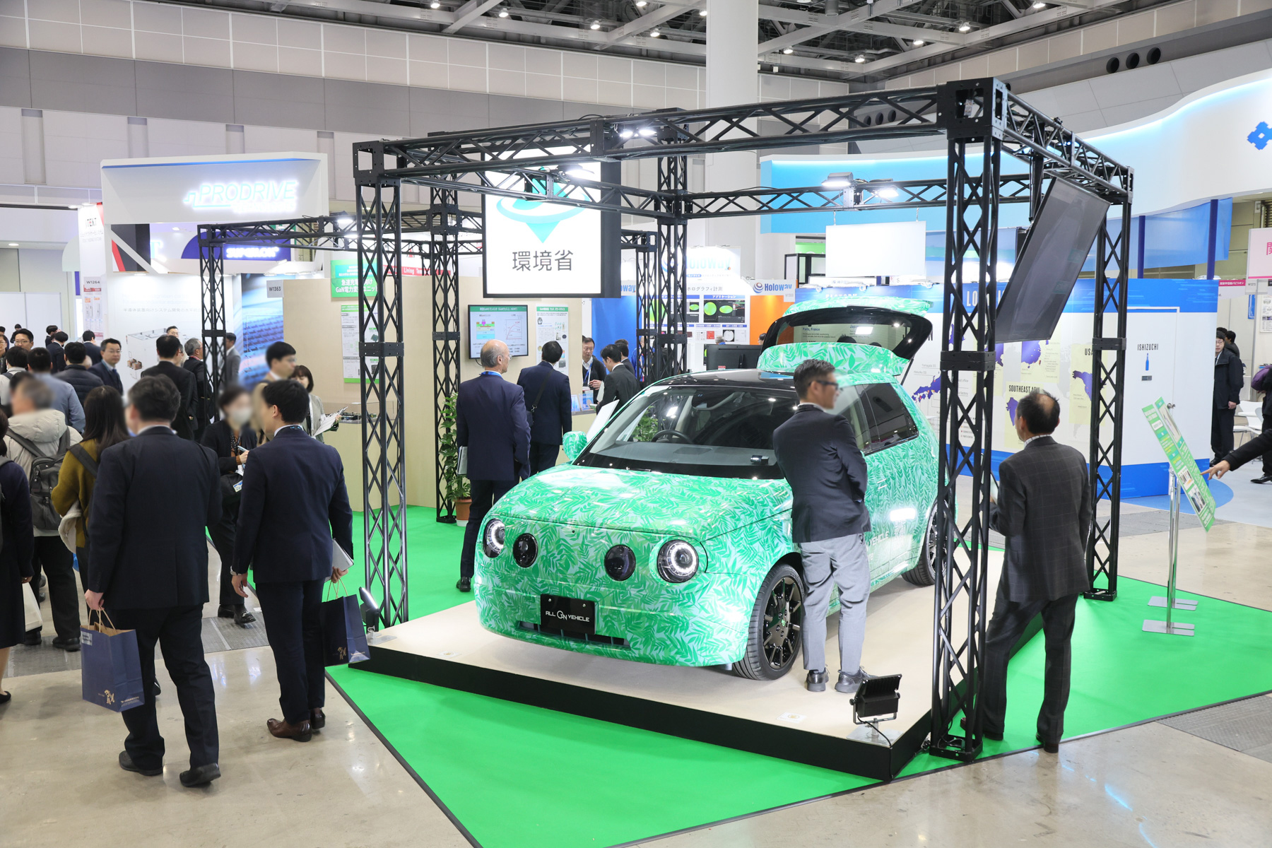 SEMICON Japan 2025」が開幕、AI成長拡大で世界半導体売上高は2029年に