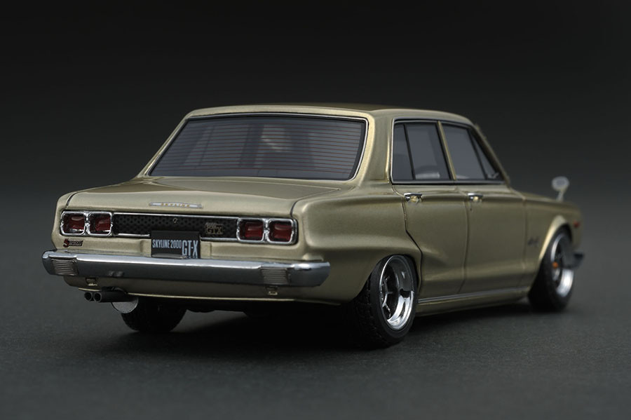 IG0632 1/43 Nissan Skyline 2000 GT-X (GC10) Gold | LINE UP
