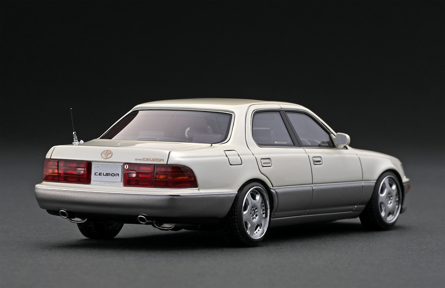 IG1820 1/43 Toyota CELSIOR (F10) Pearl White | LINE UP | [公式