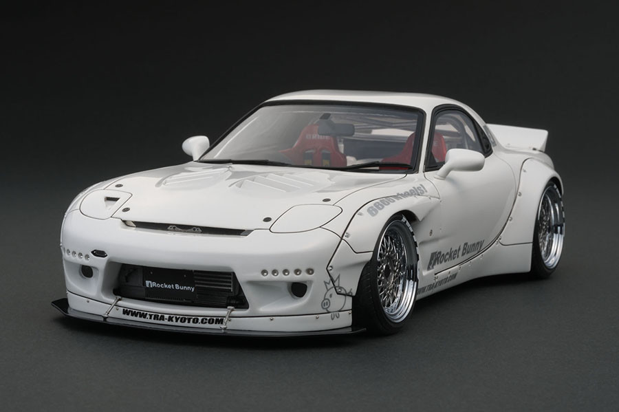 IG1036 1/18 Rocket Bunny RX-7 (FD3S) White | LINE UP | [公式