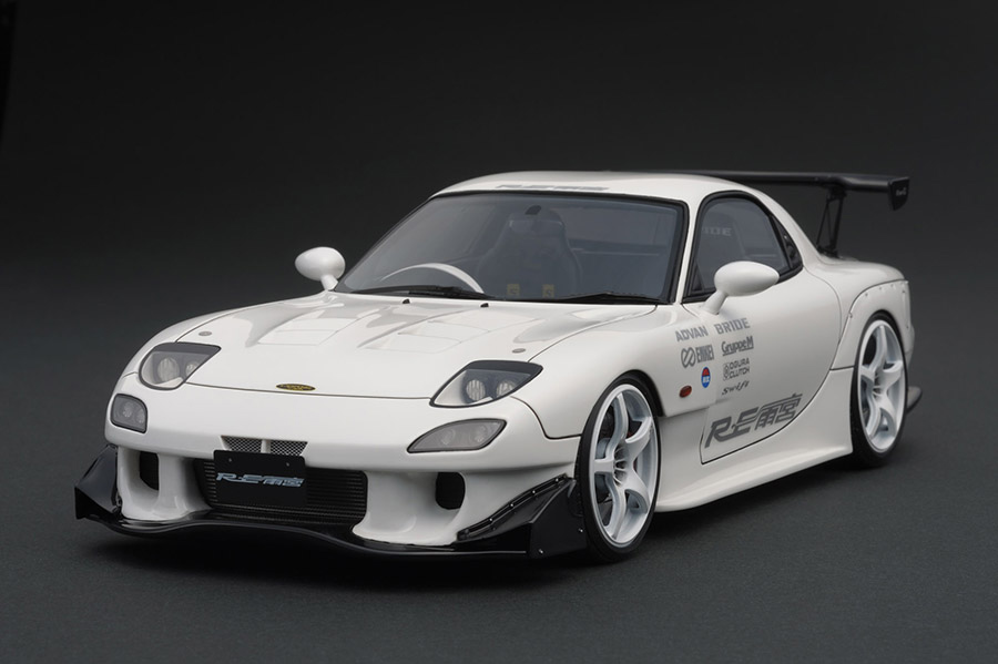 IG1043 1/18 MAZDA RX-7 (FD3S) RE Amemiya White | LINE UP | [公式