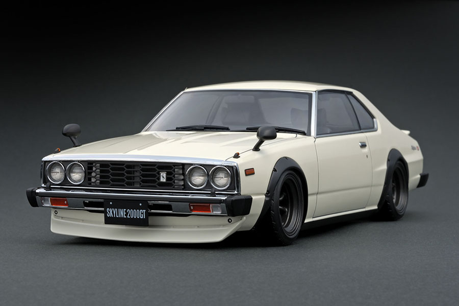 IG1080 1/18 Nissan Skyline 2000 GT-ES (C210) White | LINE UP