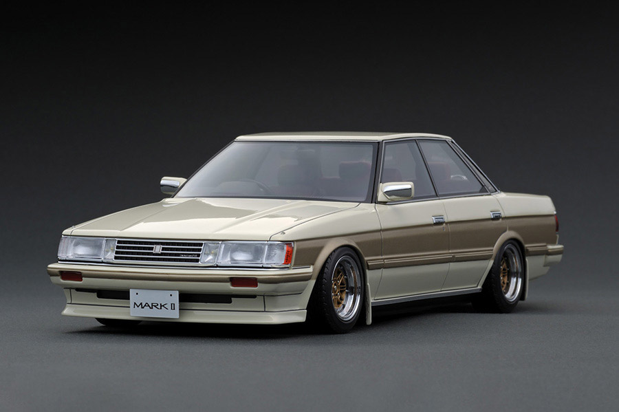 IG1150 1/18 Toyota MarkII Grande (GX71) White/Gold | LINE UP