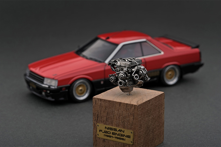 IG2623 1/43 Nissan Skyline 2000 RS-Turbo (R30) Red/Black With