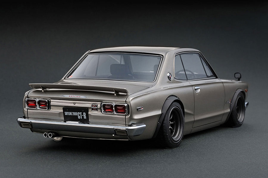 IG3613 1/18 Nissan Skyline 2000 GT-R (KPGC10) Silver | LINE UP